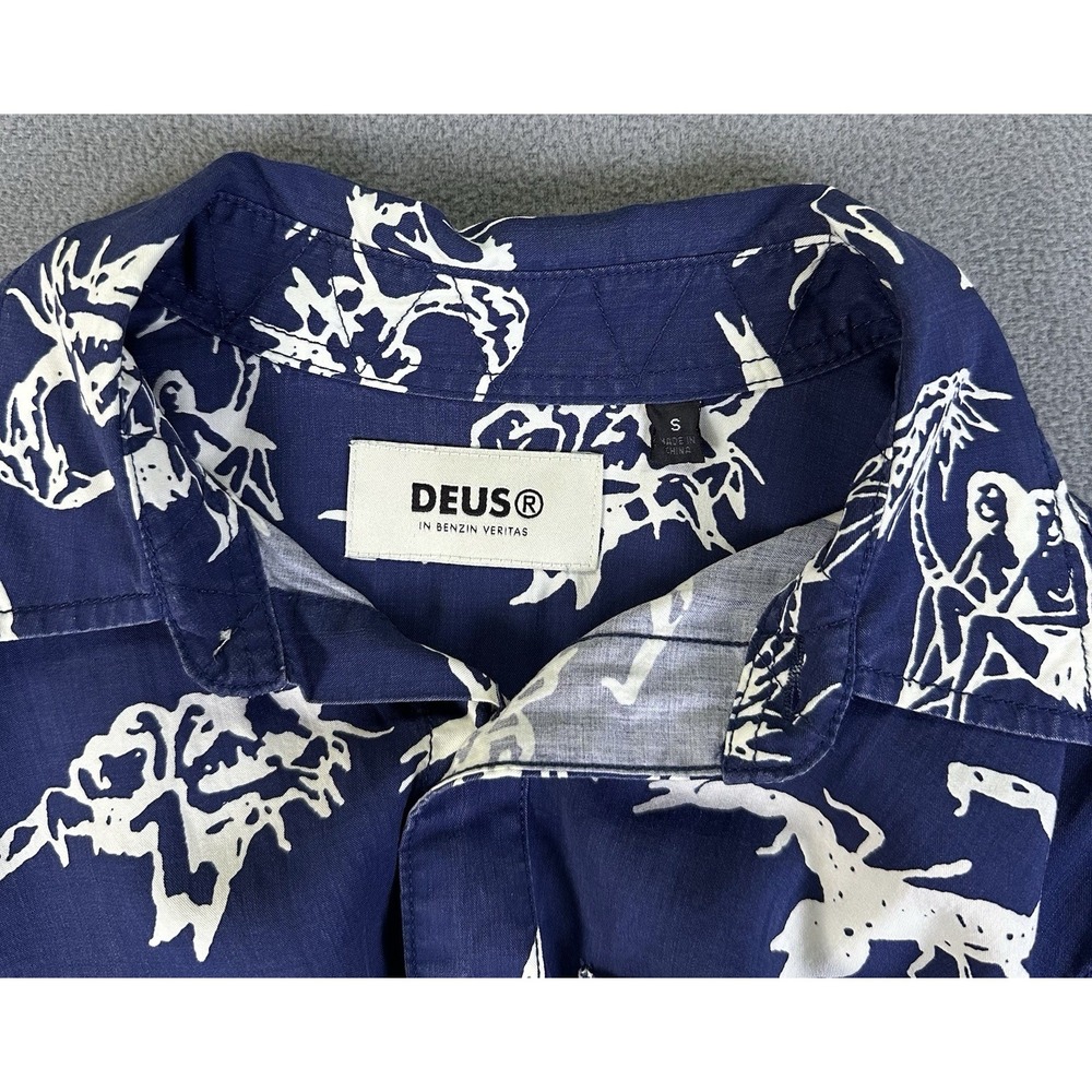 DEUS Ex Machina Shirt Small Blue Hawaiian Scorpion Beach Surfer Resort Viscose - Picture 7 of 10